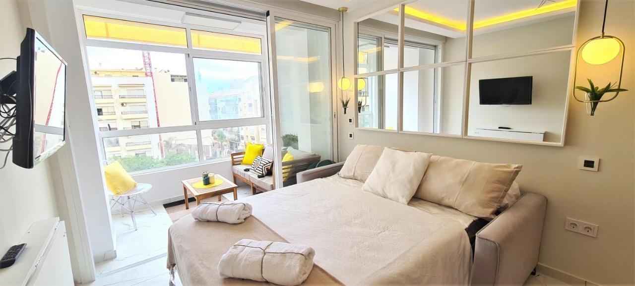 Apartment Linea De Playa Estepona Ngoại thất bức ảnh